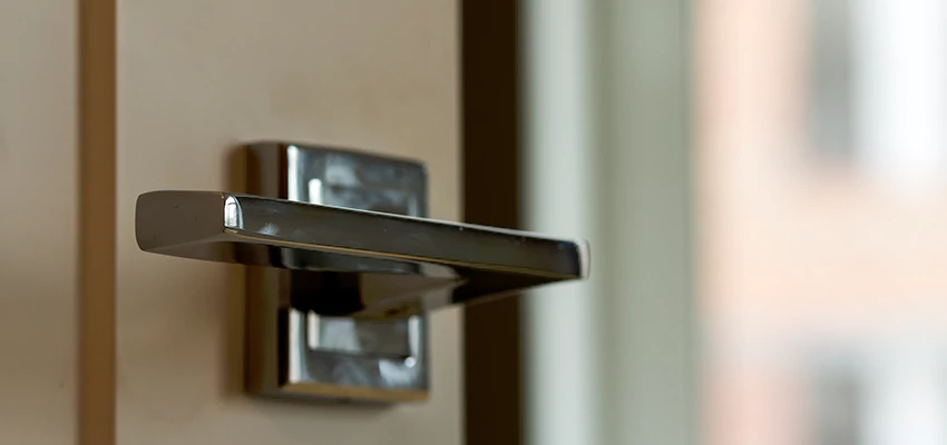 Door Lever Knob Repair in Guadalupe, California