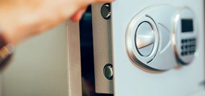 Fingerprint Safe Openers in Guadalupe, CA